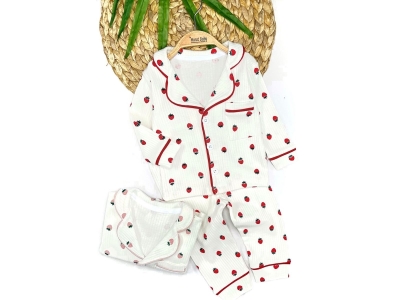 KIZ 6/18 AY FİTİLLİ ÇİLEK BASKILI PİJAMA TAKIM 